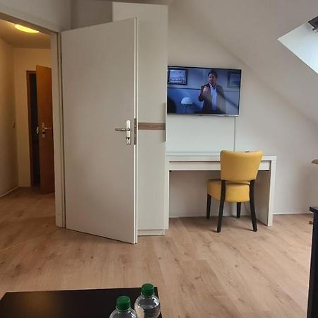 Ganze 2 Raum Ferienwohnung Rechts Baderitz Ngoại thất bức ảnh